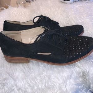 Clarks Oxford Leather shoes Sz 8 1/2.